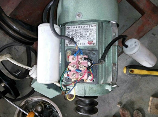 交流电机为何频繁跳闸？西安西玛电机的案例分析与解决方案